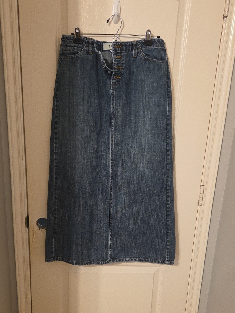GAP Long Denim Maxi Skirt in Medium Blue